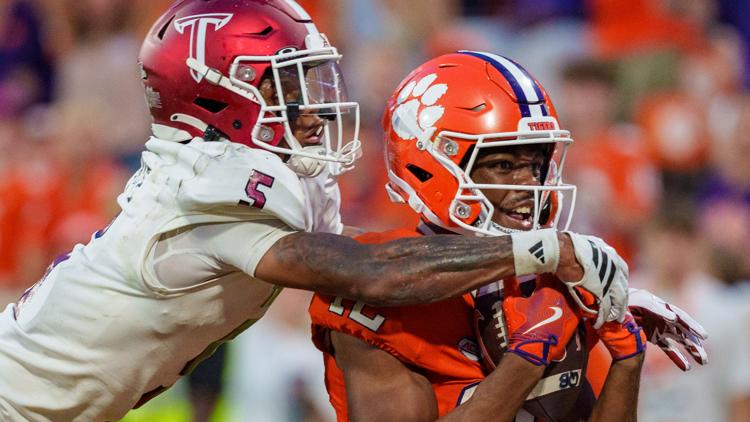No 8 Clemson survives scare from Troy wins 27 16 as Wesco catches 2 second half TDs