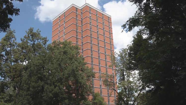 Columbia high rise begins transformation into apartments