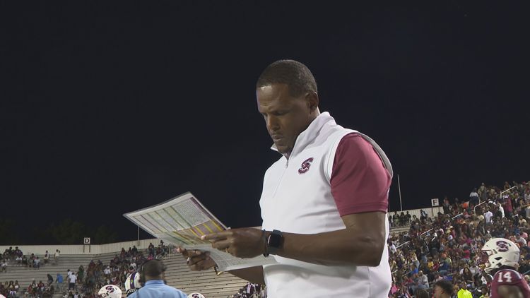 South Carolina State rides a 24 point first quarter to a 55 41 win over Bethune Cookan