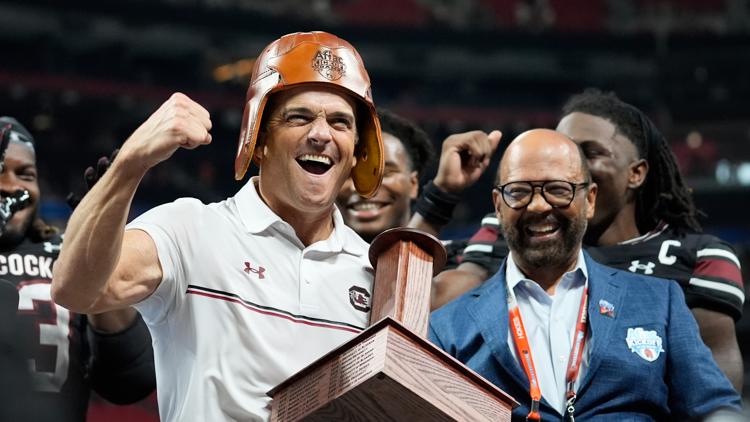 No 13 South Carolina plays Beamerball to perfection to beat Virginia Tech 24 11 in opener
