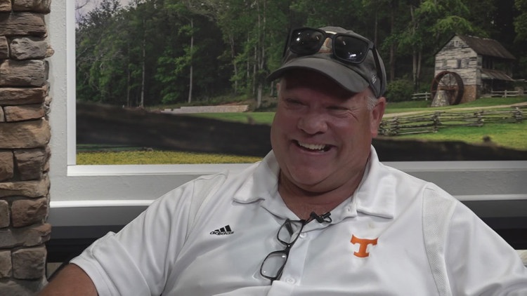 Knoxville man goes viral after becoming face of Vols Georgia game