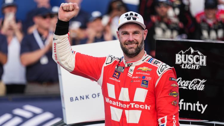 SVG wins the Bank of America Roval 400 while Logano slides into the Round of 8