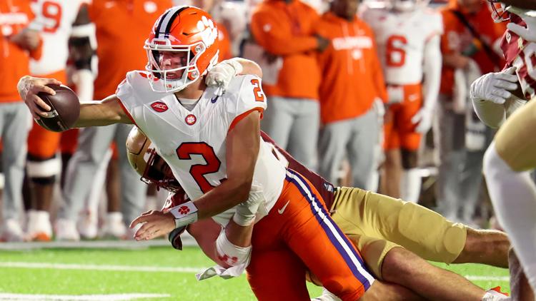 Klubnik listed as “questionable” for Saturday’s game with SMU
