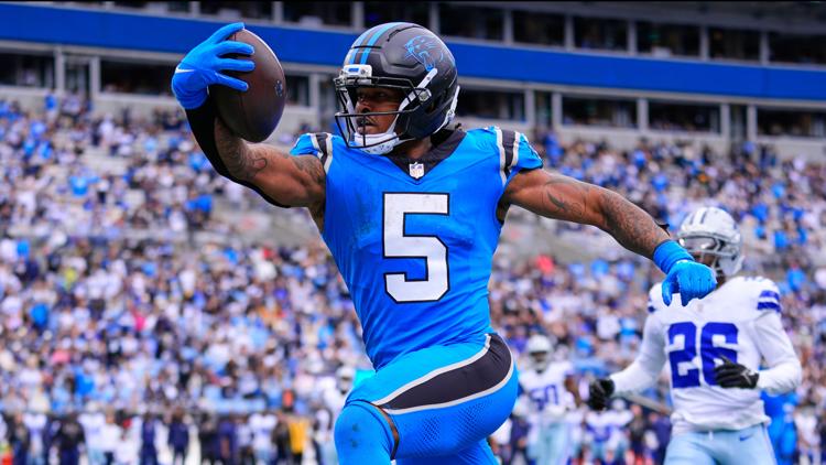 Dowdle has 239 yards from scrimmage vs. former team as Panthers beat Cowboys on FG as time expires