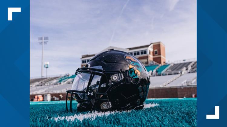 Coastal Carolina will play in the Independence Bowl