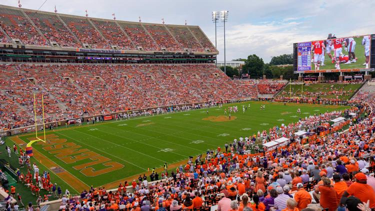 Rapper Toosii commits to Syracuse will step away from music to play college football