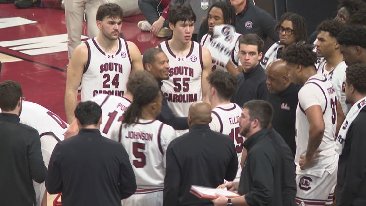Hansberry scores 22 Hammond has 16 Virginia Tech defeats South Carolina 86 83 in OT