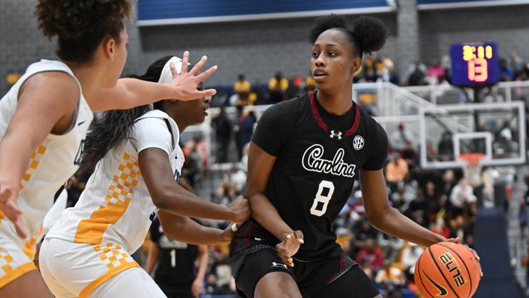 No 2 South Carolina cruises to a 90 48 victory in a road game at Coppin State