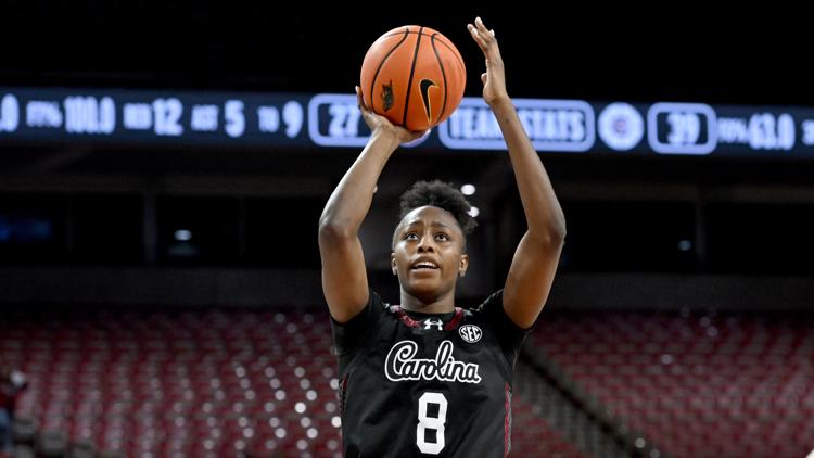 Edwards scores 22 points as No. 3 South Carolina beats Arkansas 93-58