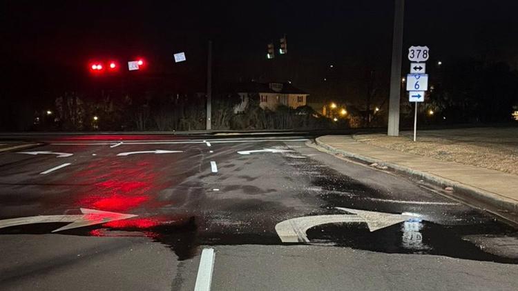 Water leak causes icy build up at this Lexington intersection