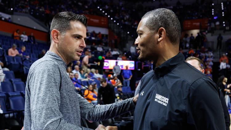 Condon and Chinyelu notch double doubles as No 12 Florida handles South Carolina 76 62