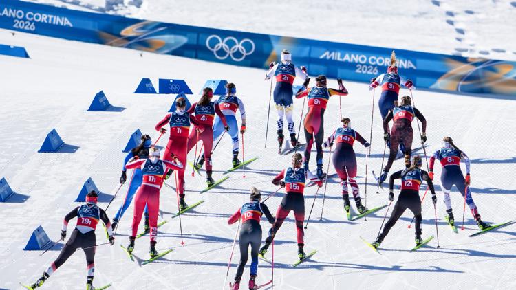 Dogs surprise Olympic debut at cross country ski course results in epic photo finish