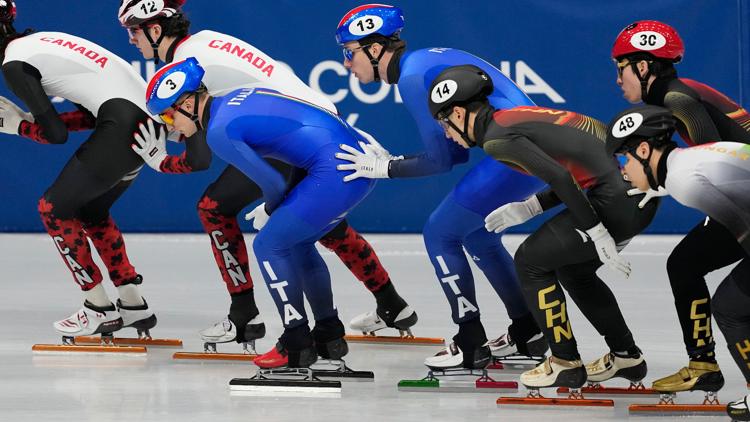 How short track differs from speed skating