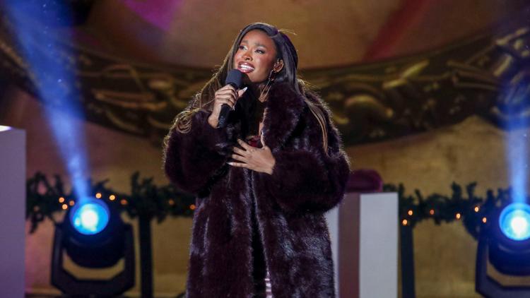 Who is singing Lift Every Voice and Sing at Super Bowl LX