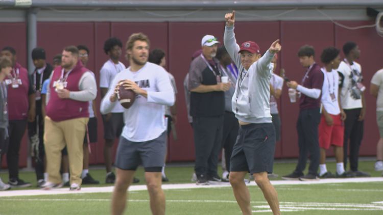 South Carolinas first spring scrimmage was almost turnover free