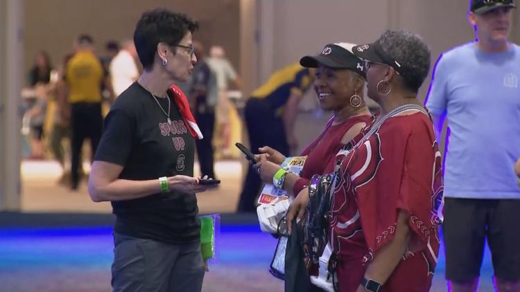 Gamecock fans turn Phoenix into home away from home ahead of Final Four matchup with UConn