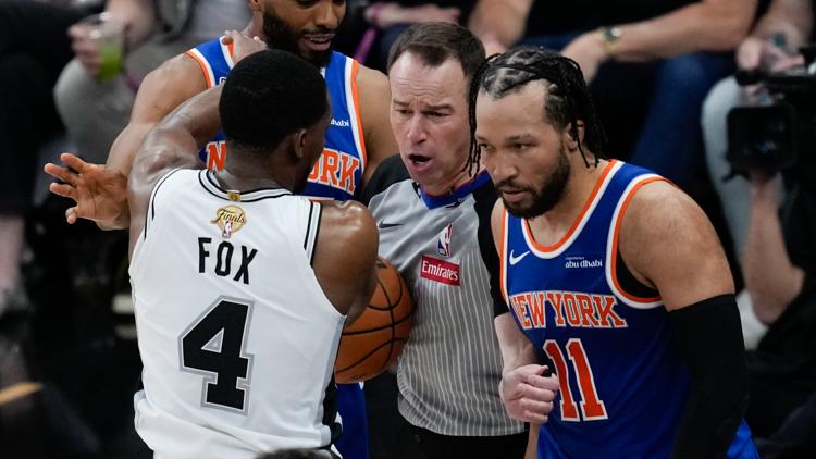 Wemby misses at the end Knicks beat Spurs 105 104 for 2 0 lead in NBA Finals