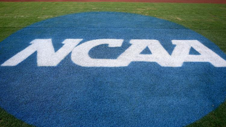 Coastal Carolina loses to Florida State 2 1