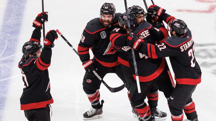 Seth Jarvis scores in overtime Carolina beats Vegas in Game 2 to tie Stanley Cup Final