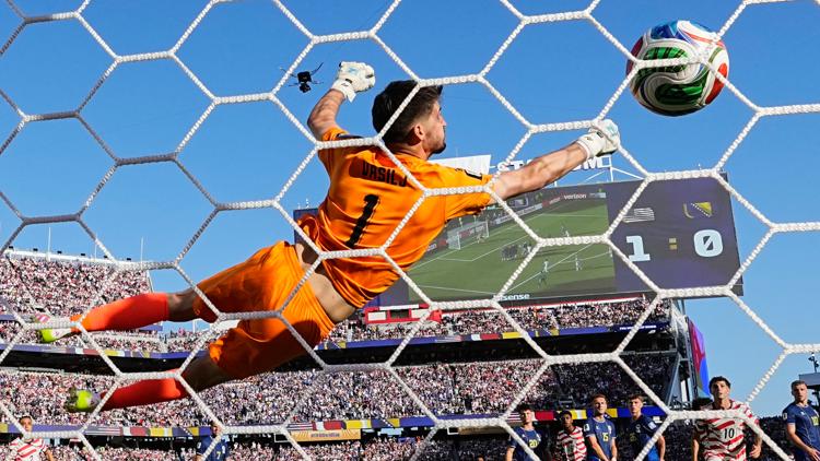 Who has moved on in the World Cup? See the round of 16 bracket
