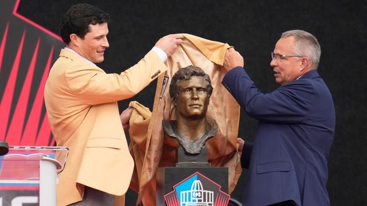 Luke Kuechly joins the NFL legends in Canton