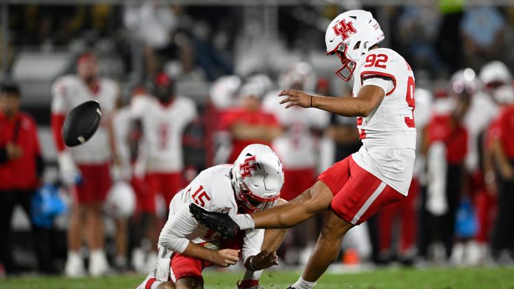 South Carolina lands a very talented kicker