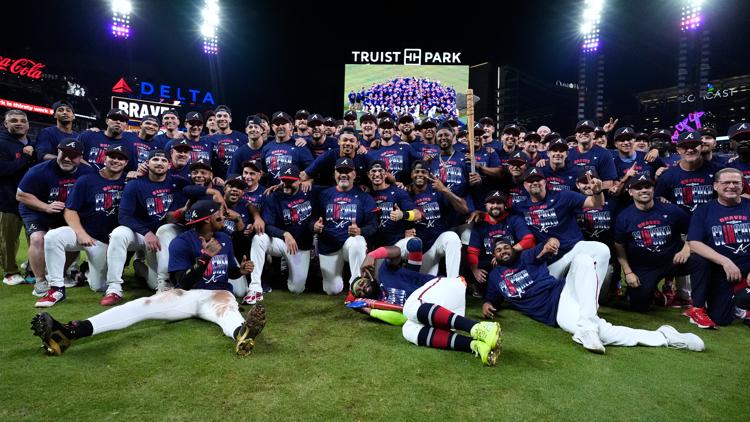 Braves hit 3 homers and Chris Sale closes out 6-2 win over Phillies to win Wild Card Series